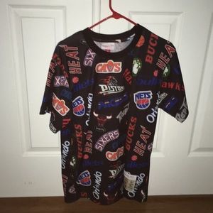 Mitchell & Ness Eastern conference shirt
